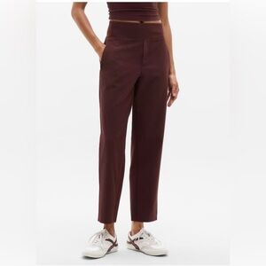 NWT Athleta Endless Pants  Size 4. Garnet